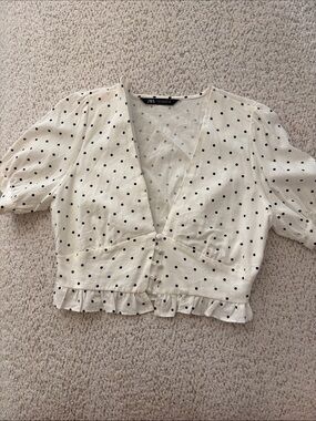 Zara Cream Polka Dot V-Neck Cropped Top